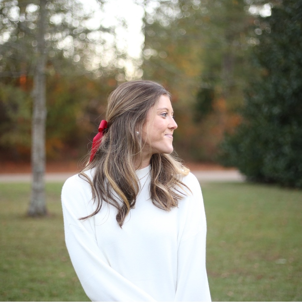 WHITE SWEATER DRESS - Picture 2 of 6